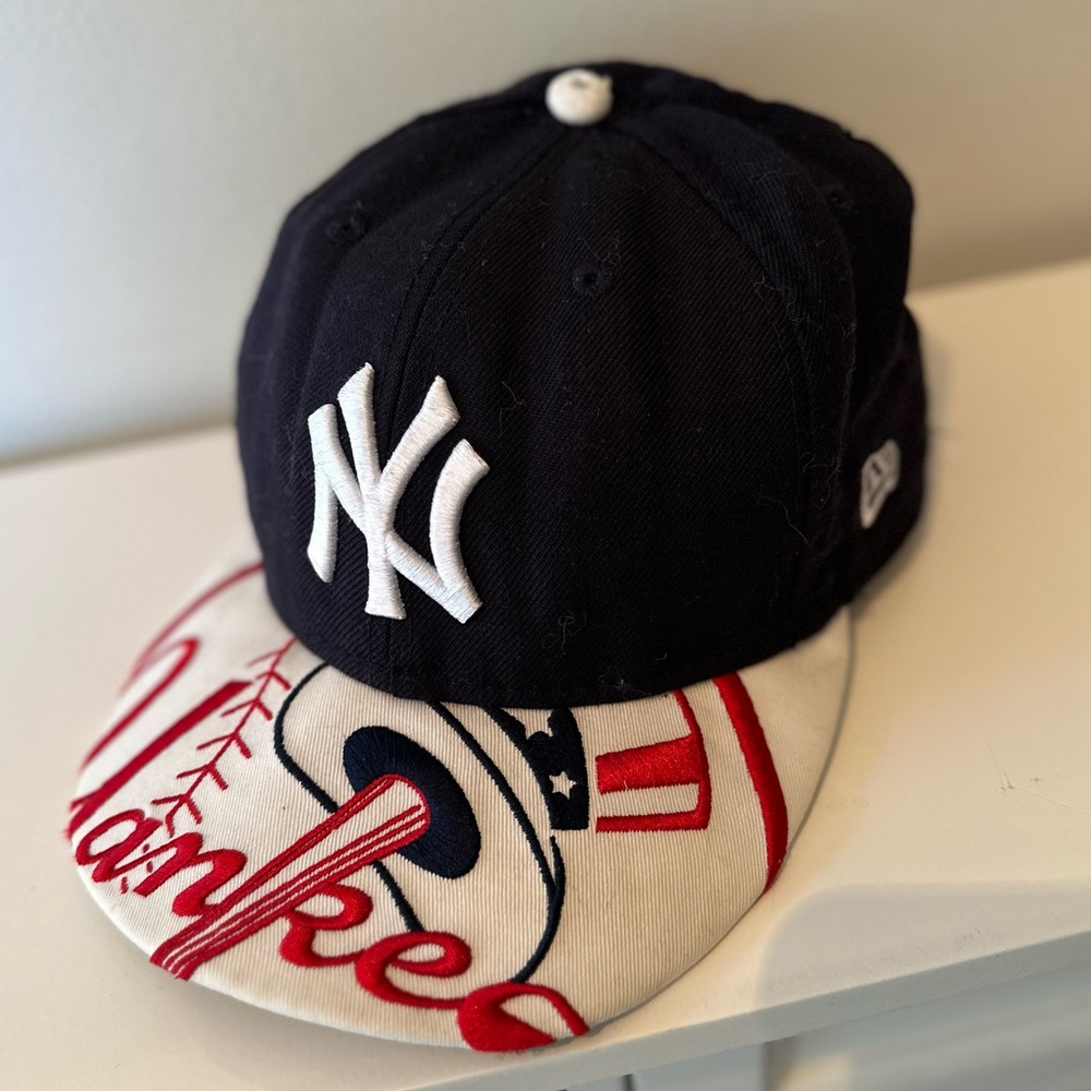 NY Yankees baseball Cap - Picture 1 of 3